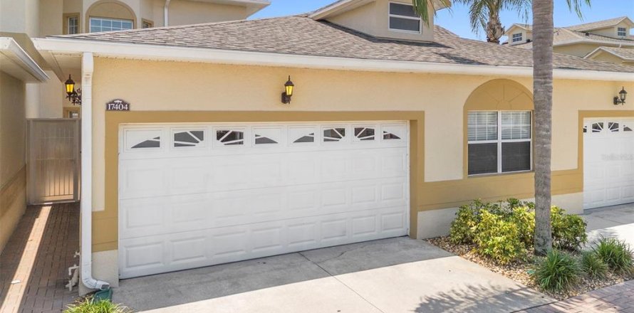 Townhouse in Clermont, Florida 3 bedrooms, 164.62 sq.m. № 2383695