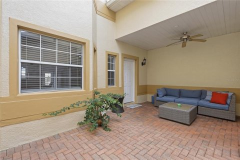 Townhouse in Clermont, Florida 3 bedrooms, 164.62 sq.m. № 2383695 - photo 24