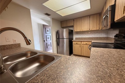 Copropriété à vendre à New Port Richey, Floride: 2 chambres, 93.65 m2 № 2236070 - photo 14