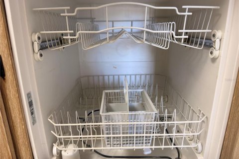 Copropriété à vendre à New Port Richey, Floride: 2 chambres, 93.65 m2 № 2236070 - photo 23