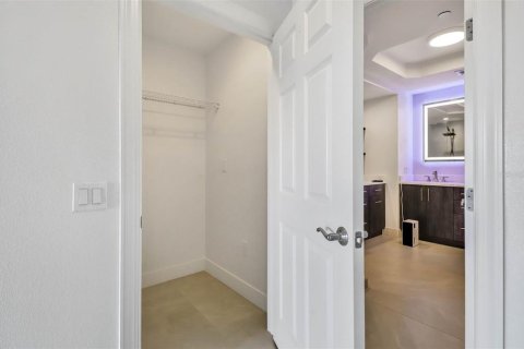 Copropriété à louer à Kissimmee, Floride: 3 chambres, 147.71 m2 № 2420430 - photo 25
