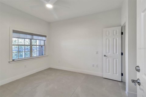 Copropriété à louer à Kissimmee, Floride: 3 chambres, 147.71 m2 № 2420430 - photo 6