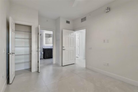 Copropriété à louer à Kissimmee, Floride: 3 chambres, 147.71 m2 № 2420430 - photo 7