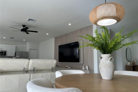 Villa ou maison à vendre à Homestead, Floride: 3 chambres, 198.53 m2 № 1961312 - photo 20