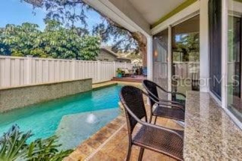 Villa ou maison à louer à Tampa, Floride: 2 chambres, 125.23 m2 № 2147555 - photo 4