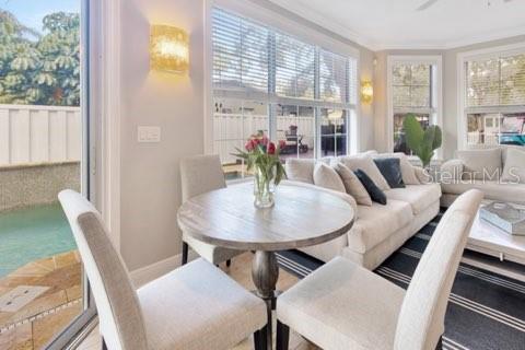 Villa ou maison à louer à Tampa, Floride: 2 chambres, 125.23 m2 № 2147555 - photo 11