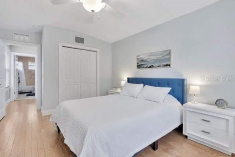 Villa ou maison à louer à Tampa, Floride: 2 chambres, 125.23 m2 № 2147555 - photo 20