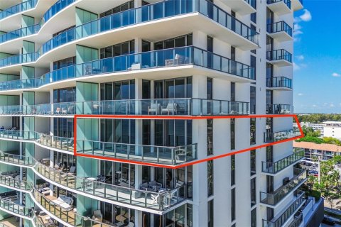 Condo in Pompano Beach, Florida, 3 bedrooms  № 2062904 - photo 30