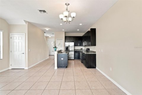 Villa ou maison à vendre à Orlando, Floride: 3 chambres, 157.19 m2 № 2354480 - photo 7