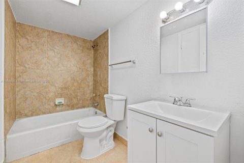Touwnhouse à vendre à Lauderhill, Floride: 2 chambres, 101.82 m2 № 1850516 - photo 19
