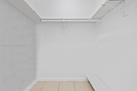 Touwnhouse à vendre à Lauderhill, Floride: 2 chambres, 101.82 m2 № 1850516 - photo 20