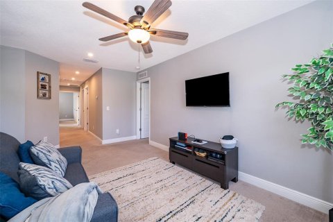 Casa en venta en Sanford, Florida, 5 dormitorios, 225.2 m2 № 1775017 - foto 20