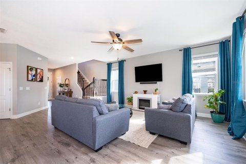 Casa en venta en Sanford, Florida, 5 dormitorios, 225.2 m2 № 1775017 - foto 15