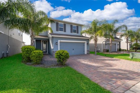 Casa en venta en Sanford, Florida, 5 dormitorios, 225.2 m2 № 1775017 - foto 2