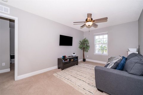 Casa en venta en Sanford, Florida, 5 dormitorios, 225.2 m2 № 1775017 - foto 19