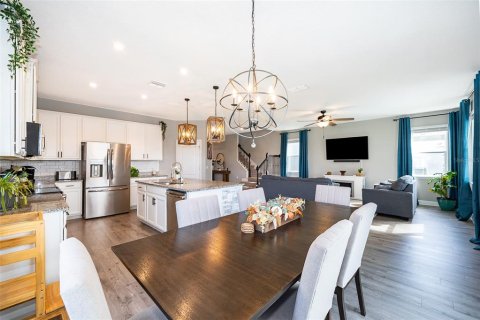 Casa en venta en Sanford, Florida, 5 dormitorios, 225.2 m2 № 1775017 - foto 13