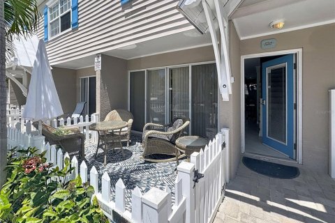 Duplex in Holmes Beach, Florida 2 bedrooms, 97.55 sq.m. № 2167386 - photo 6