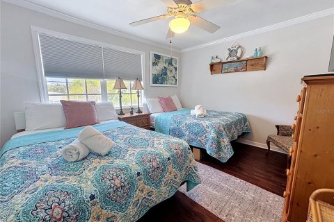 Duplex in Holmes Beach, Florida 2 bedrooms, 97.55 sq.m. № 2167386 - photo 7