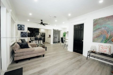 Villa ou maison à vendre à Homestead, Floride: 3 chambres, 123.19 m2 № 1950499 - photo 3