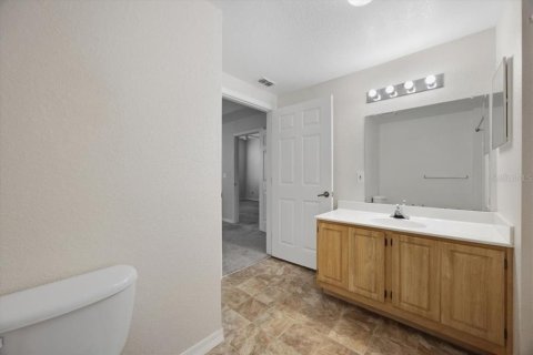 Condo in Kissimmee, Florida, 3 bedrooms № 2394391 - photo 13