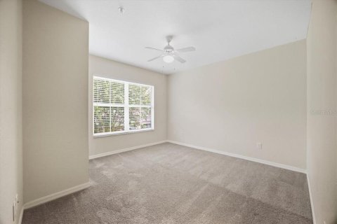 Condo in Kissimmee, Florida, 3 bedrooms № 2394391 - photo 16