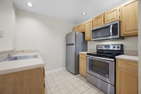 Condo in Kissimmee, Florida, 3 bedrooms № 2394391 - photo 3