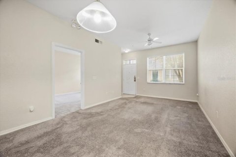 Condo in Kissimmee, Florida, 3 bedrooms № 2394391 - photo 9