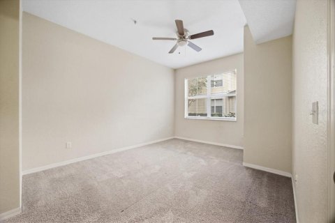 Condo in Kissimmee, Florida, 3 bedrooms № 2394391 - photo 10