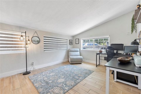 Купить виллу или дом в Холливуд, Флорида 3 спальни, 163.6м2, № 2033979 - фото 20