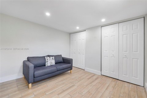 Купить виллу или дом в Холливуд, Флорида 3 спальни, 163.6м2, № 2033979 - фото 18