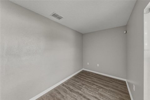 House in Dade City, Florida 4 bedrooms, 258.73 sq.m. № 2135821 - photo 29