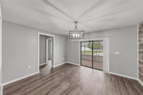 House in Dade City, Florida 4 bedrooms, 258.73 sq.m. № 2135821 - photo 23