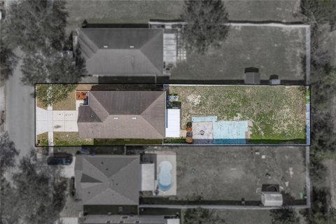House in Dade City, Florida 4 bedrooms, 258.73 sq.m. № 2135821 - photo 4