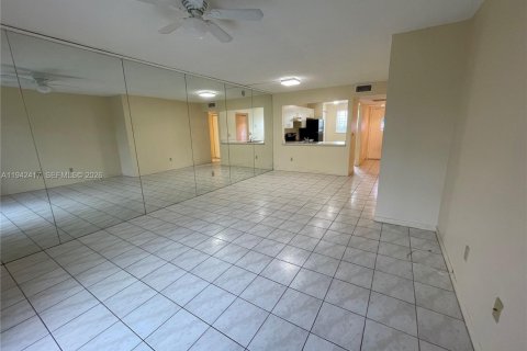 Condominio en venta en Miami, Florida, 2 dormitorios, 84.73 m2 № 1999952 - foto 14