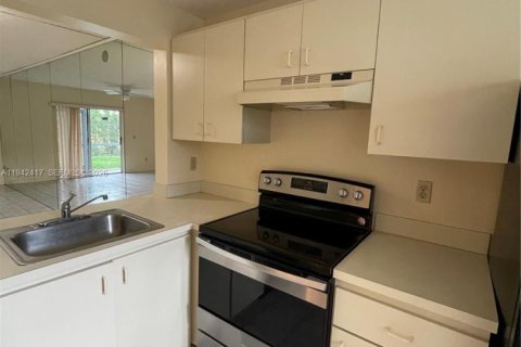 Condominio en venta en Miami, Florida, 2 dormitorios, 84.73 m2 № 1999952 - foto 8