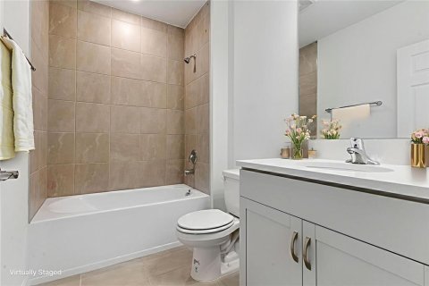 House in Parrish, Florida 3 bedrooms, 141.12 sq.m. № 1733176 - photo 22