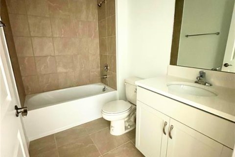 House in Parrish, Florida 3 bedrooms, 141.12 sq.m. № 1733176 - photo 10