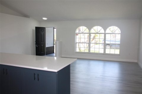 Купить виллу или дом в Киссимми, Флорида 9 комнат, 173.54м2, № 2338988 - фото 9