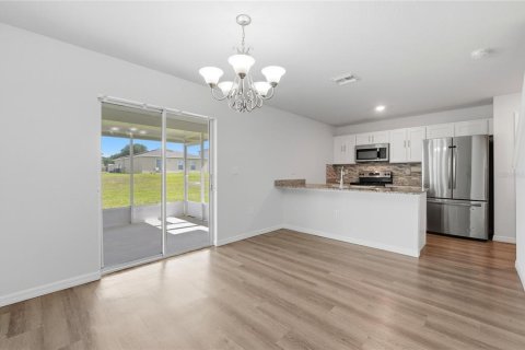 House in Sebring, Florida 5 bedrooms, 177.72 sq.m. № 2210450 - photo 16