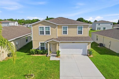 House in Sebring, Florida 5 bedrooms, 177.72 sq.m. № 2210450 - photo 4