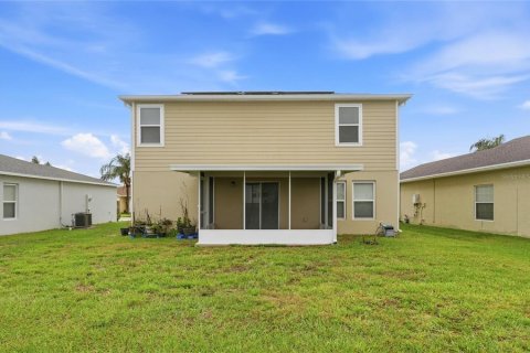 House in Sebring, Florida 5 bedrooms, 177.72 sq.m. № 2210450 - photo 7