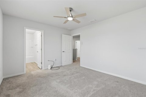 House in Sebring, Florida 5 bedrooms, 177.72 sq.m. № 2210450 - photo 27