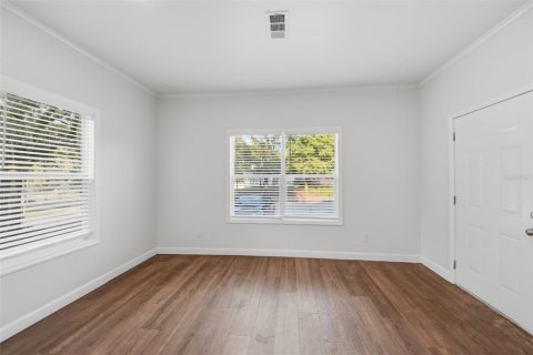 House in Orlando, Florida 4 bedrooms, 178.37 sq.m. № 2107116 - photo 3