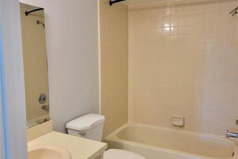 Casa en venta en Kissimmee, Florida, 2 dormitorios, 92.07 m2 № 1885513 - foto 7