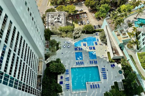 Copropriété à vendre à Miami, Floride: 1 chambre, 78.22 m2 № 1477991 - photo 2