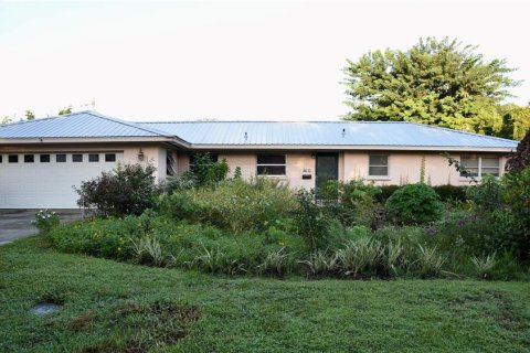 Villa ou maison à Lakeland, Floride 4 chambres, 298.77 m2 № 2395700