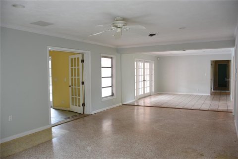 Villa ou maison à vendre à Lakeland, Floride: 4 chambres, 298.77 m2 № 2395700 - photo 9