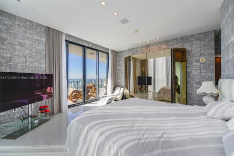 Condo in Sunny Isles Beach, Florida, 2 bedrooms  № 1928414 - photo 19