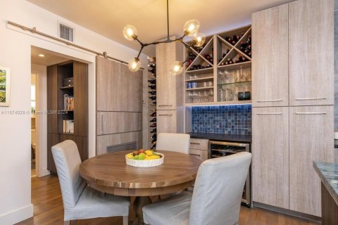 Снять в аренду кондоминиум в Норт-Майами-Бич, Флорида 1 спальня, 79.9м2, № 1985117 - фото 5