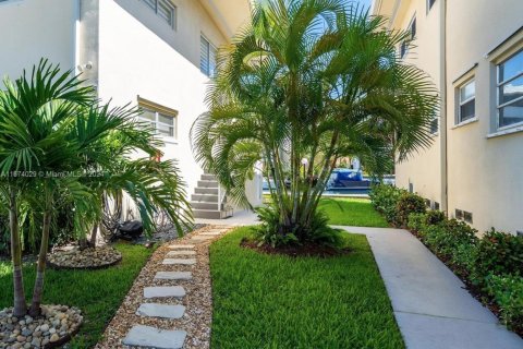 Снять в аренду кондоминиум в Норт-Майами-Бич, Флорида 1 спальня, 79.9м2, № 1985117 - фото 11